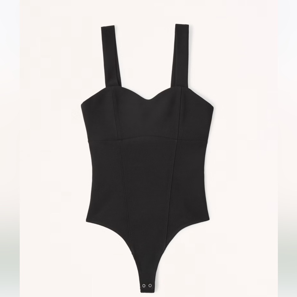 Abercrombie & Fitch Crepe Sweetheart Bodysuit